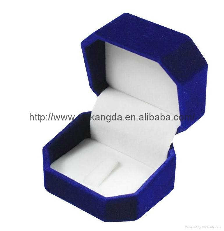 dark blue velvet bracelet box with good quality and competitive price 2