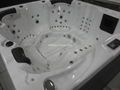 Luxury hot tub with nice design and competitive price 3