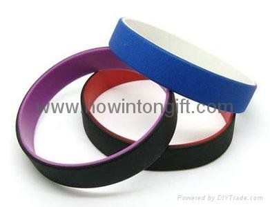 silicone wristbands 4