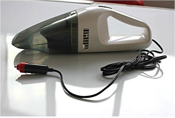 12V Small Car Vacuum Cleaner