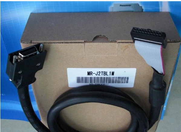 西門子變頻器大量供應6SE6440-2UD21-1AA1  5