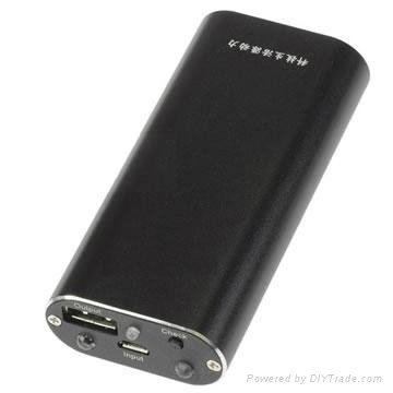 3600mAh Power Bank with LED Light and Aluminum Casing 2