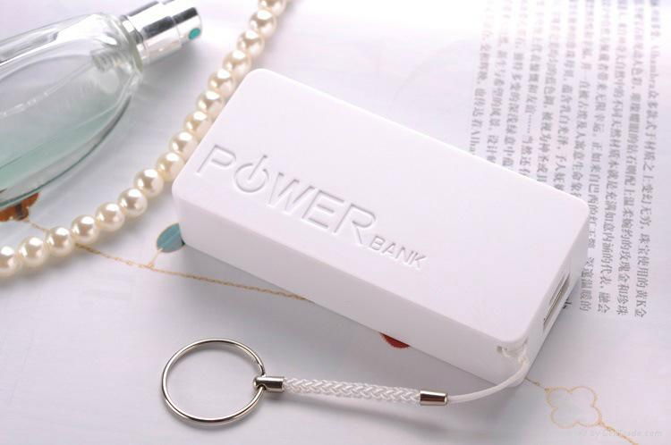 3600mAh Perfume Power Bank with 2pcs 18650 Battery and Plastic Casing