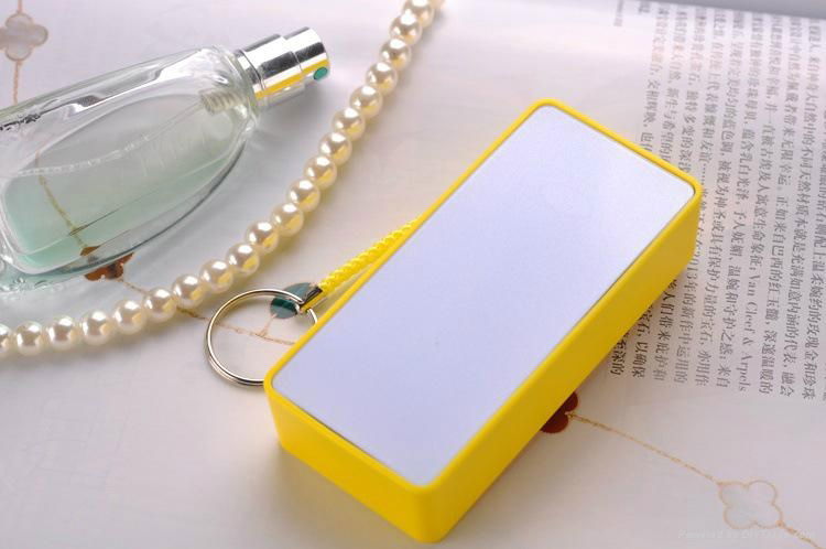 3600mAh Perfume Power Bank with 2pcs 18650 Battery and Plastic Casing 3