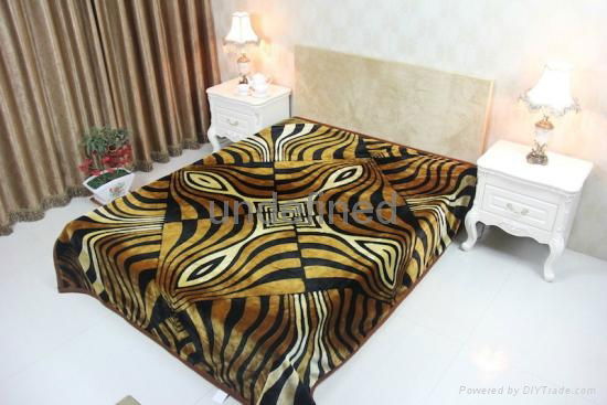 100% Polyester  raschel High Class quality blankets  3