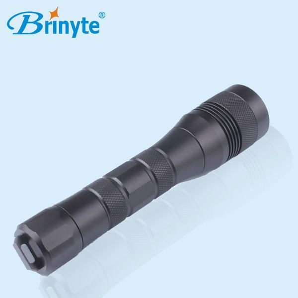 Brinyte portable underwater 200m cree led dive torch 3