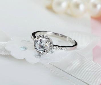 Fashion Luxury Lady CZ Ring for Wedding or Anniversary 2