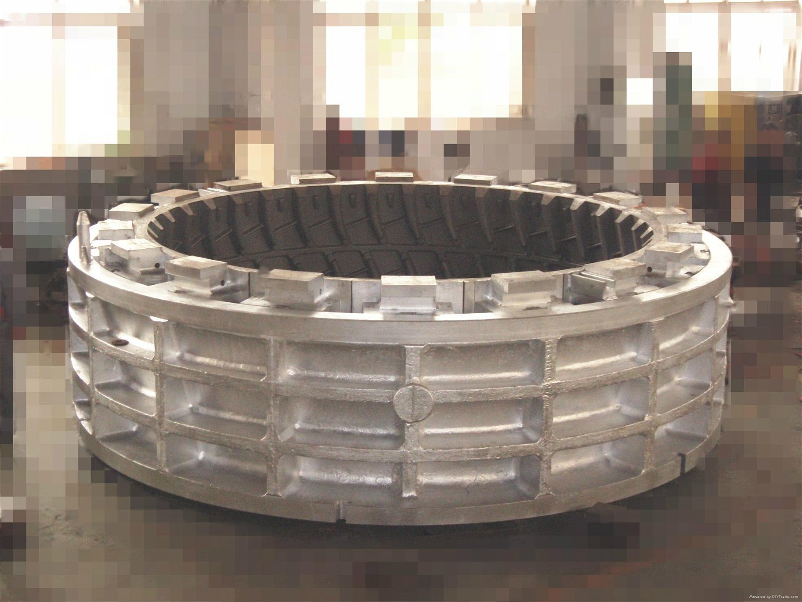 Giant segmented tyre mould 2