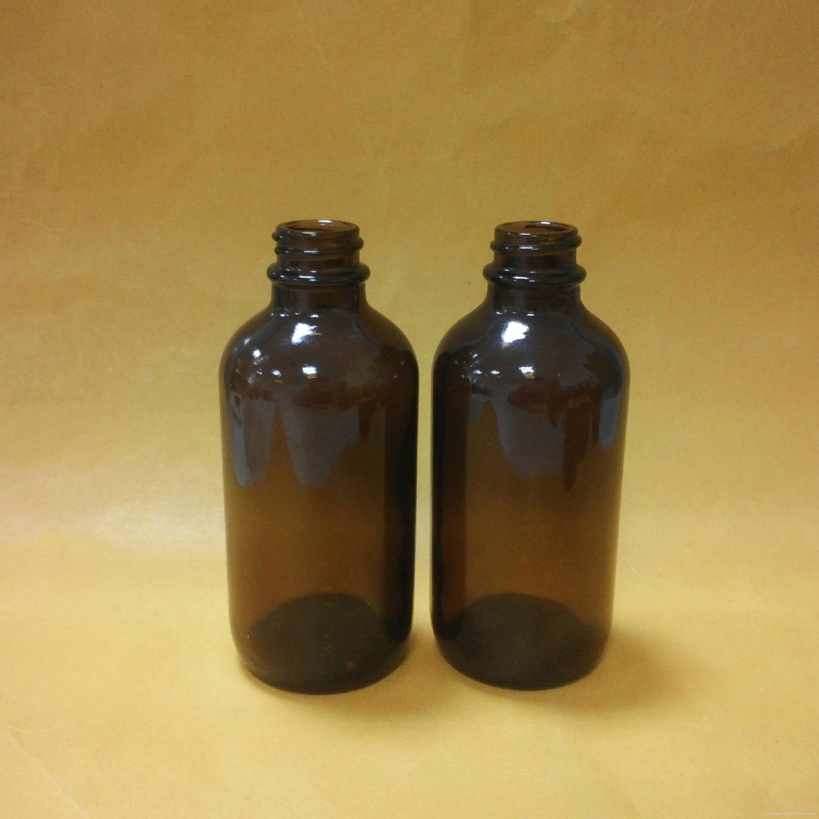 8oz Amber Boston Round Bottle for   Essential Oil 