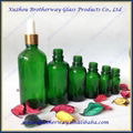 Green Glass Essential Oil Bottle  1