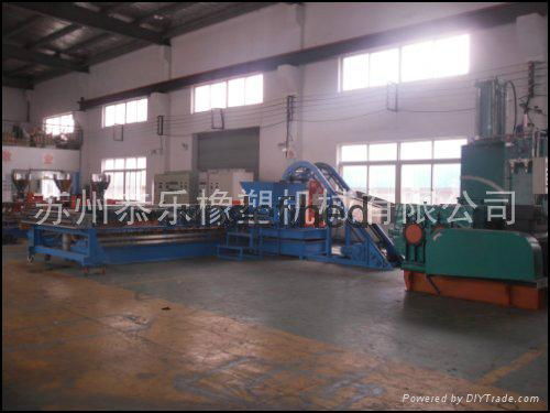 Plastic sheet extruder 4