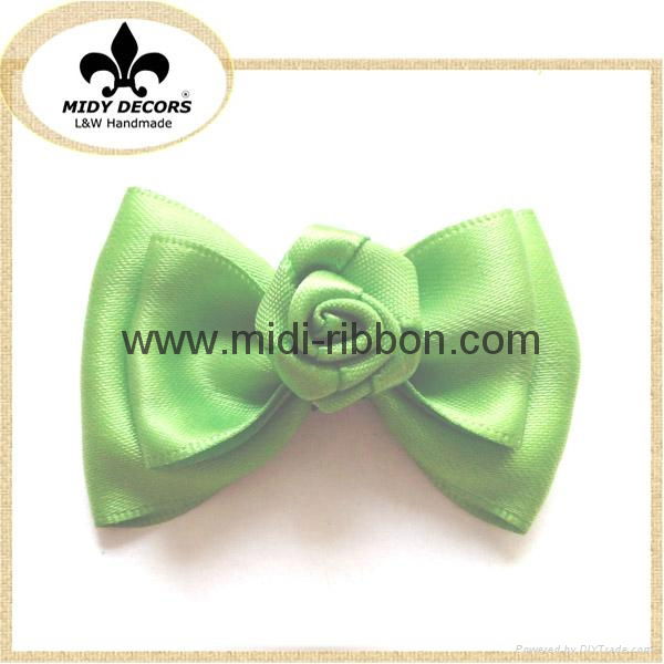 Pre-tied ribbon bow for gift box packaging 3