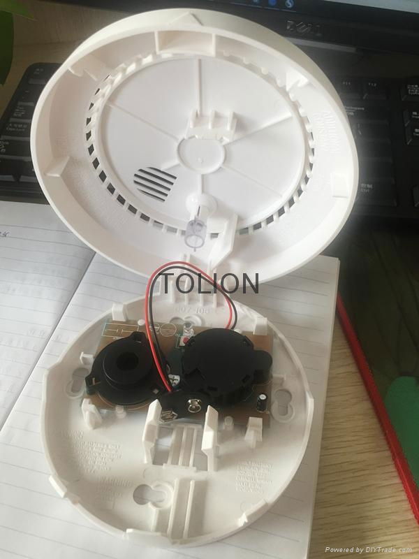 9V Battery Operated Smoke Detector 2