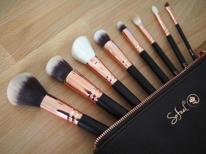 8pcs rose gold makeup brush set with leather pouch bag  2