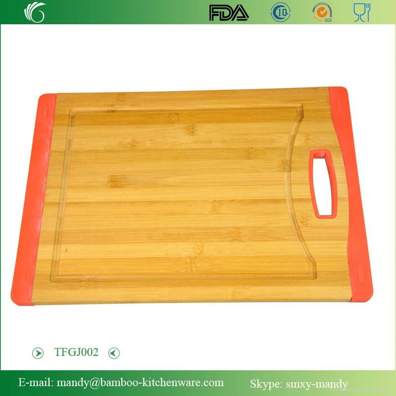 Bamboo Cutting Board Butcher Block with Non-Slip Silicone Edges 2