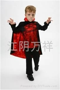 Toddler Dapper Vampire Halloween Costume 2