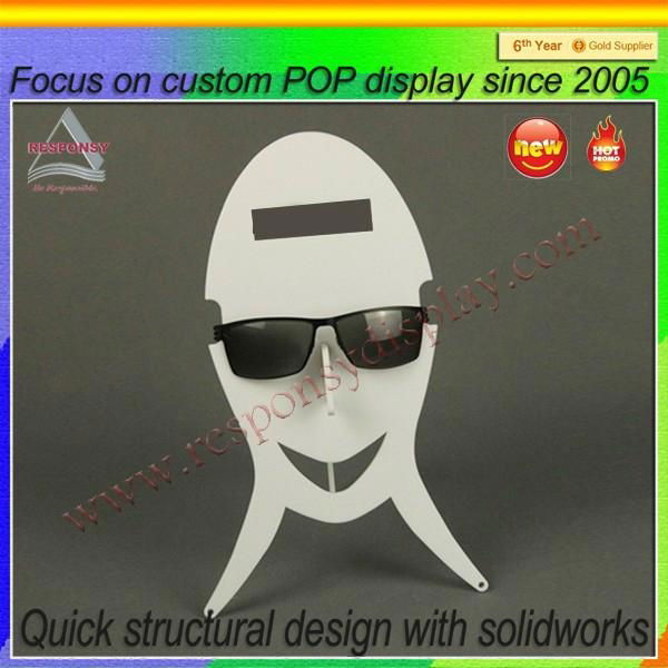 Customized wooden display stand for eyeglasses 3