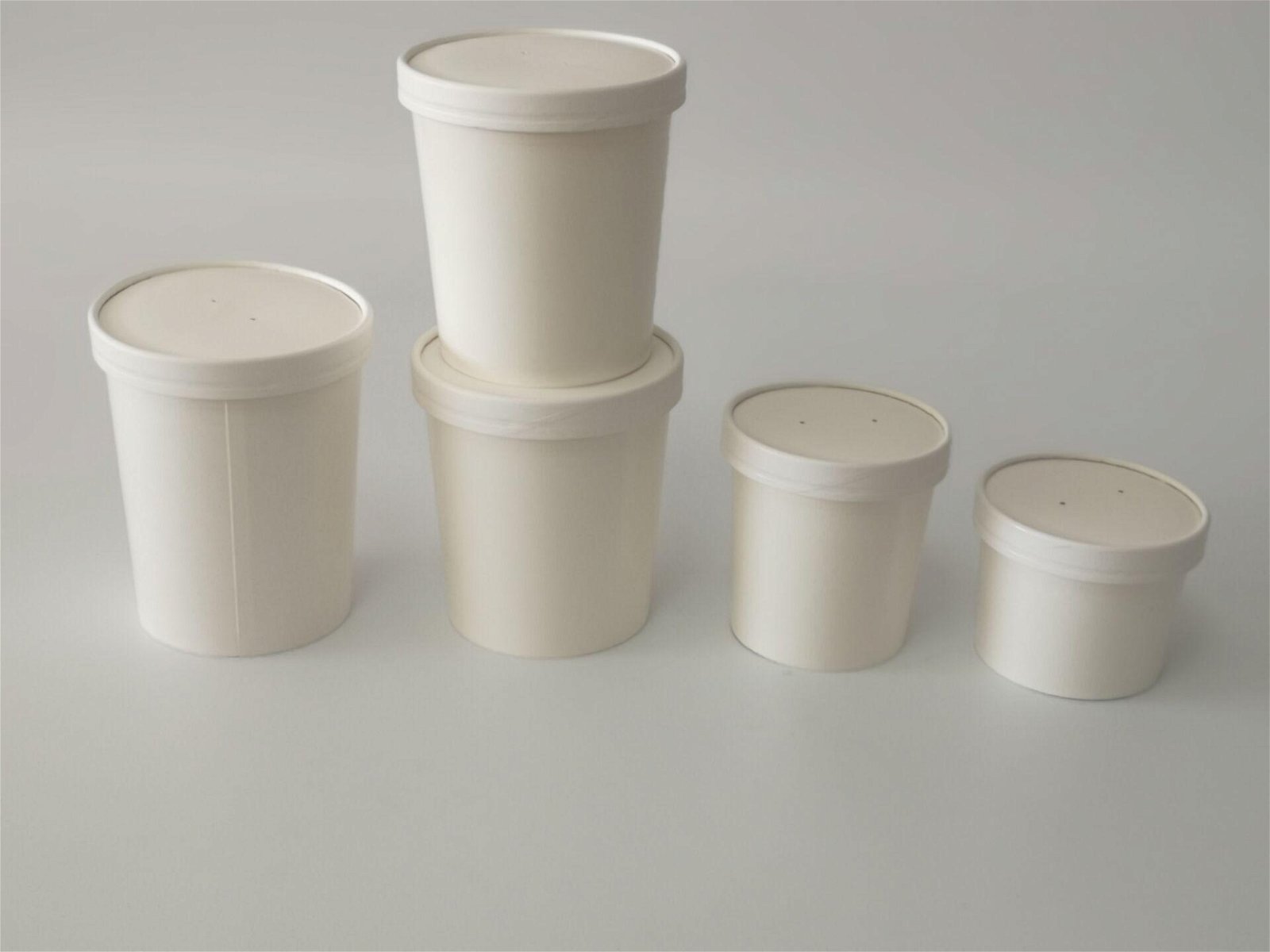 Disposable soup cup with lid 3