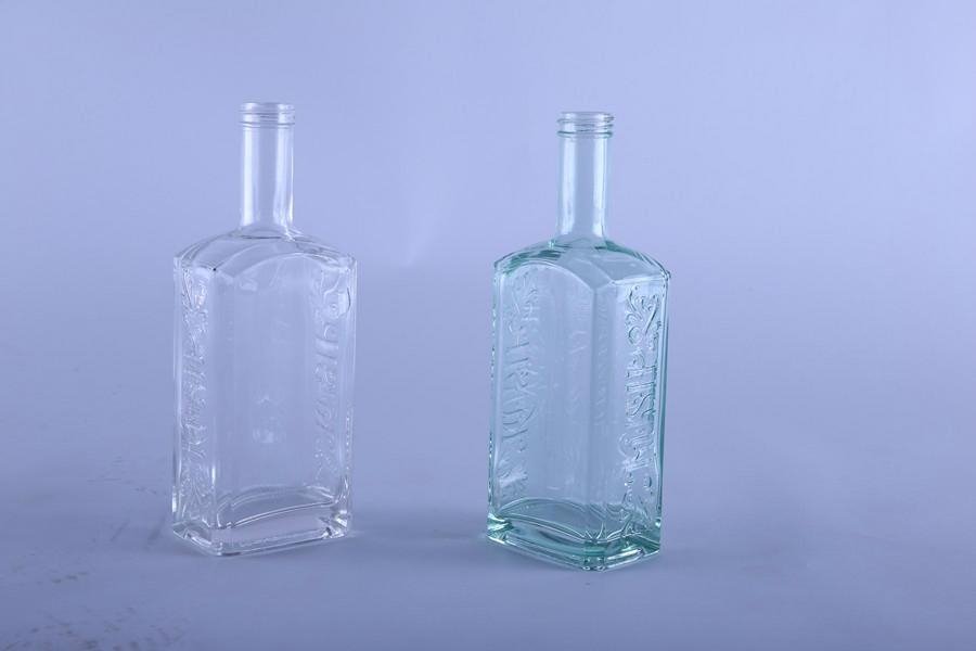 750ml spirits Glass bottle with crown top  2