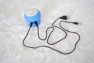 Waterproof chuck type Bluetooth speaker 2