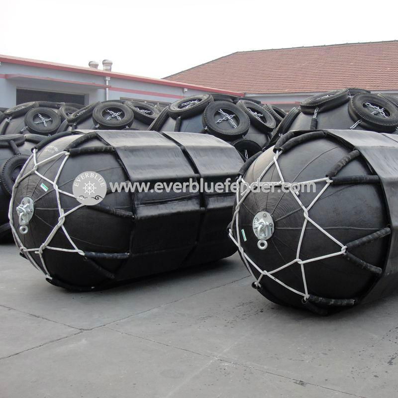 Excellent Inflatable pneumatic ship rubber fender