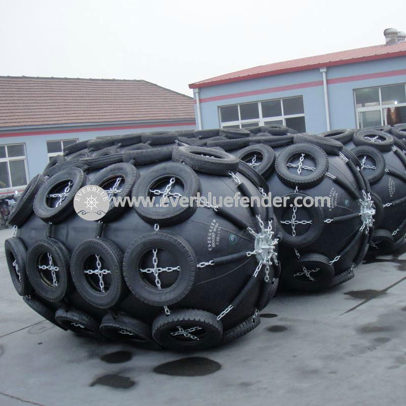 Factory Direct Selling of Pneumatic Rubber Fender 3