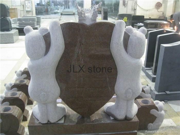 Children headstone with bear carving granite monument  2