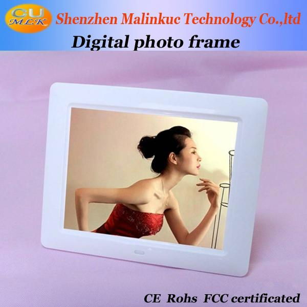 Digital Photo Frame with 7" inch  5