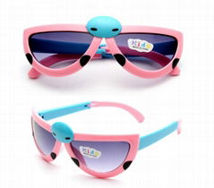 Fashion Portable Folding Ladybug Kids UV400 Protection Sunglasses 