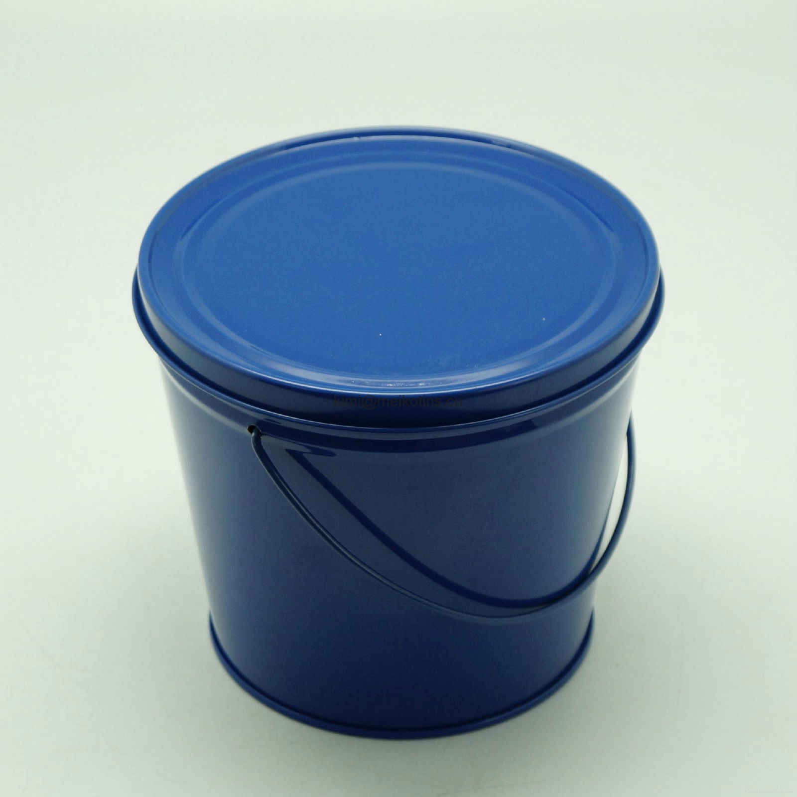 Bucket Tin Box With Lid & Handle 4