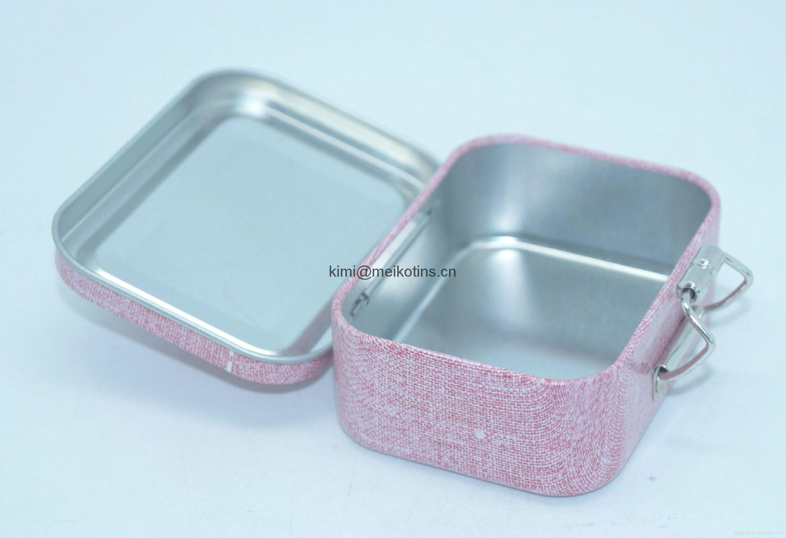 Hard candy tin box with hinge