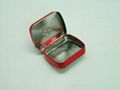 Mint tin box with hinge