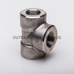 Forged high pressure threaded tee 