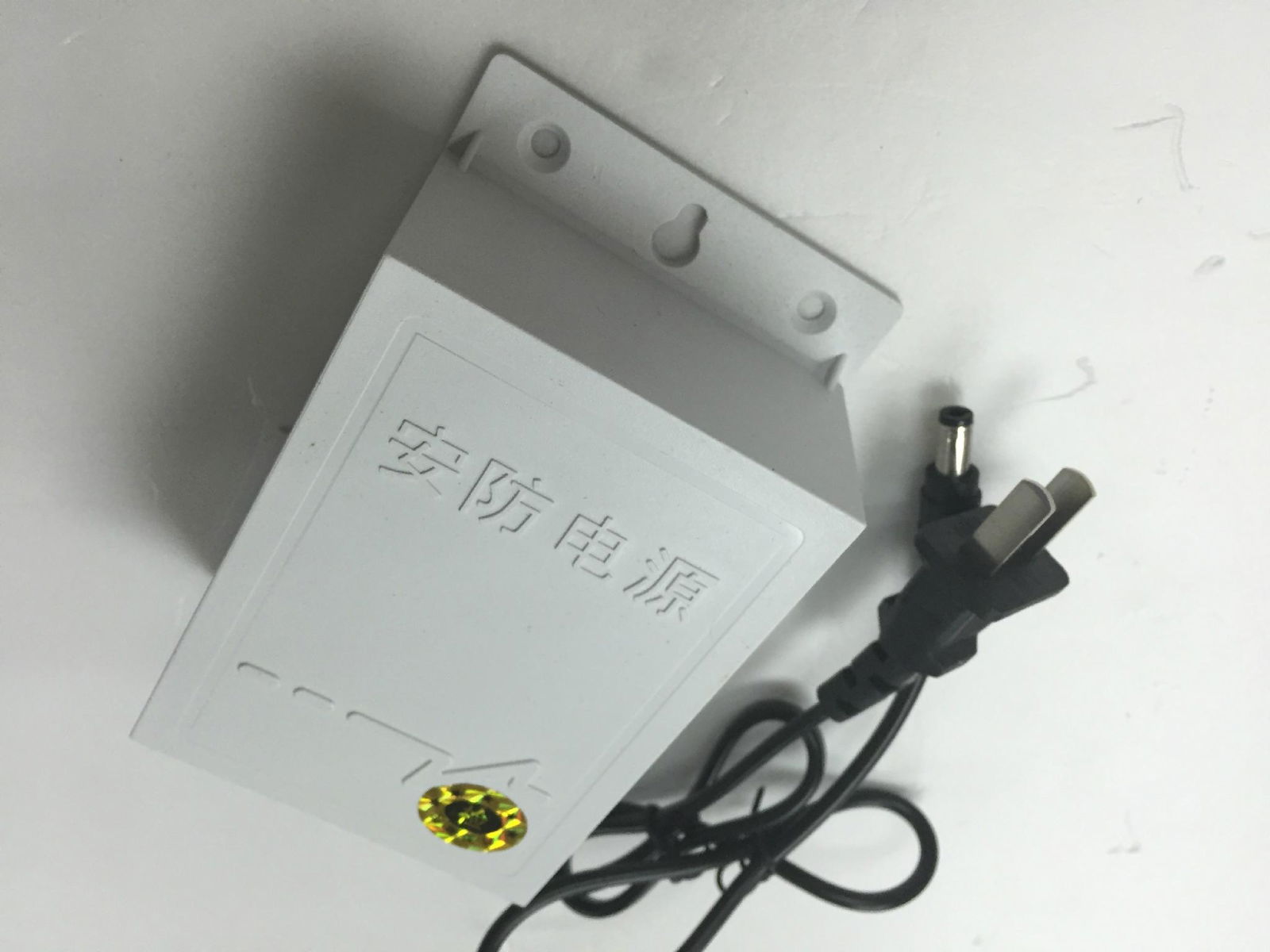 12V2A 開關電源 可挂式防水電源 12V2A防雨電源 白身黑線 2