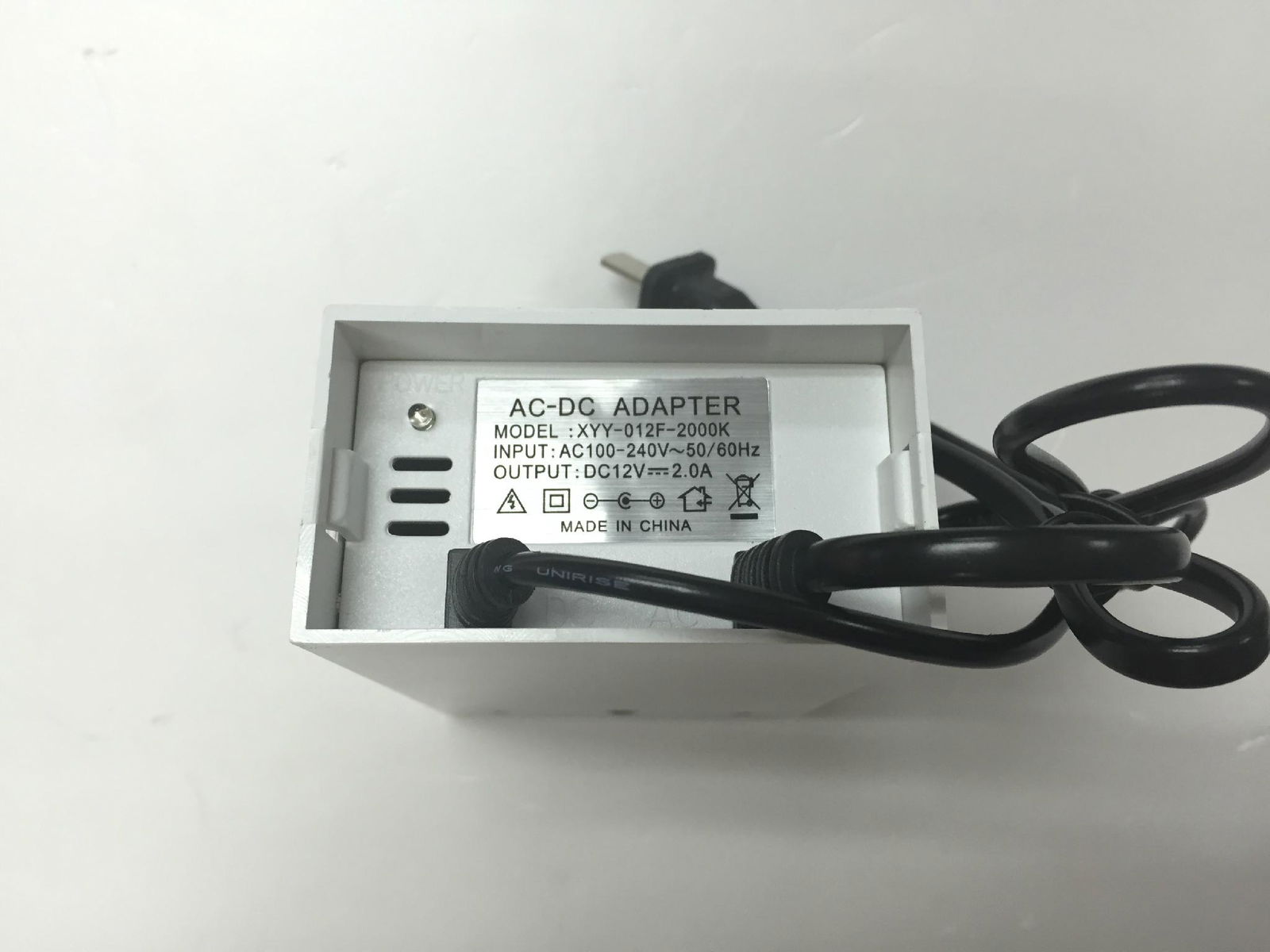 12V2A 开关电源 可挂式防水电源 12V2A防雨电源 白身黑线 3