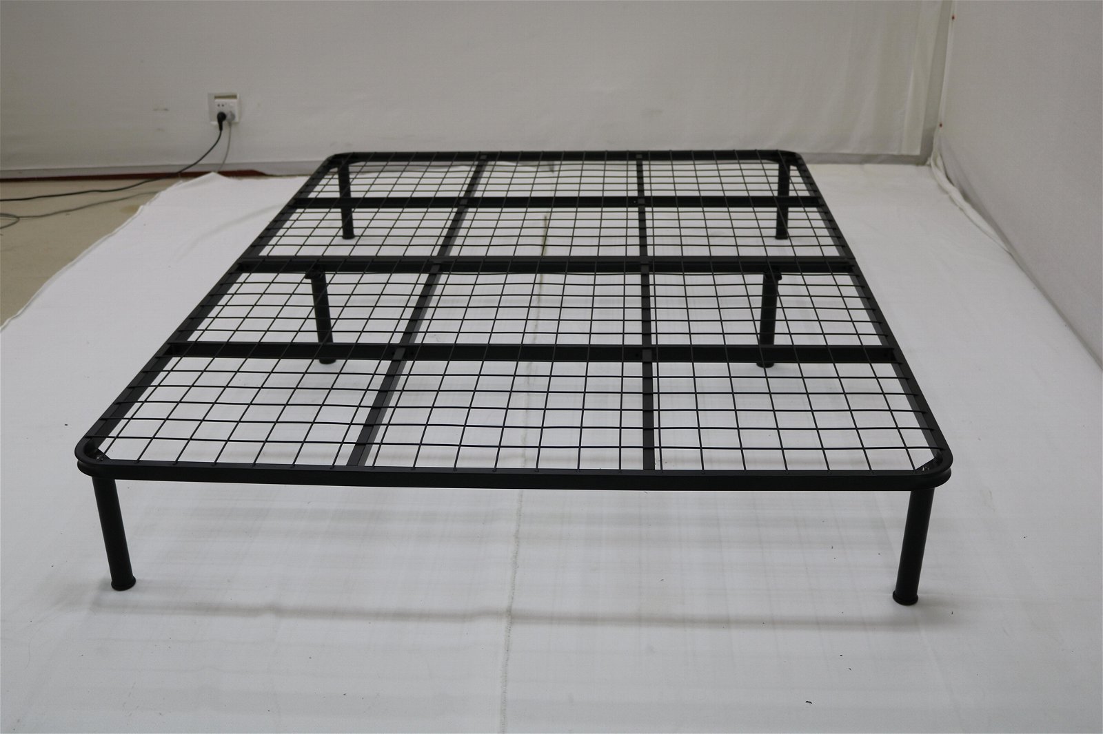 Simple Foldable Bed 3