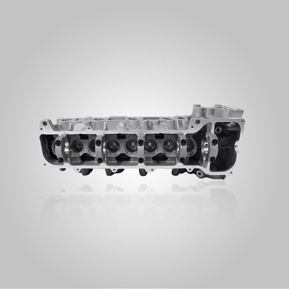 2RZ-E Auto Parts Engine Cylinder Head For TOYOTA 4
