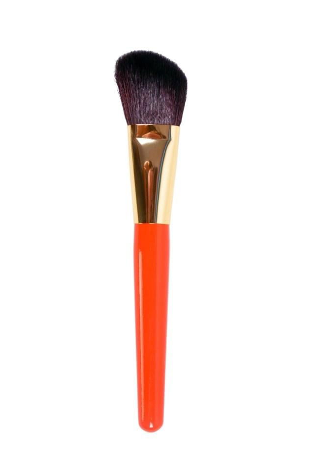 blusher brush 3