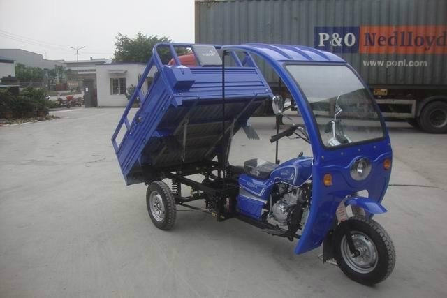 three wheel cargo tricycle with semi cabin 