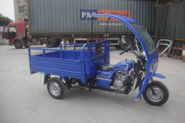 three wheel cargo tricycle with semi cabin  3