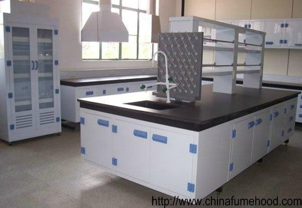 pp lab workbench with pp sink and water faucets 2