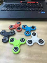 Hot selling hand spinner  Tri Spinner