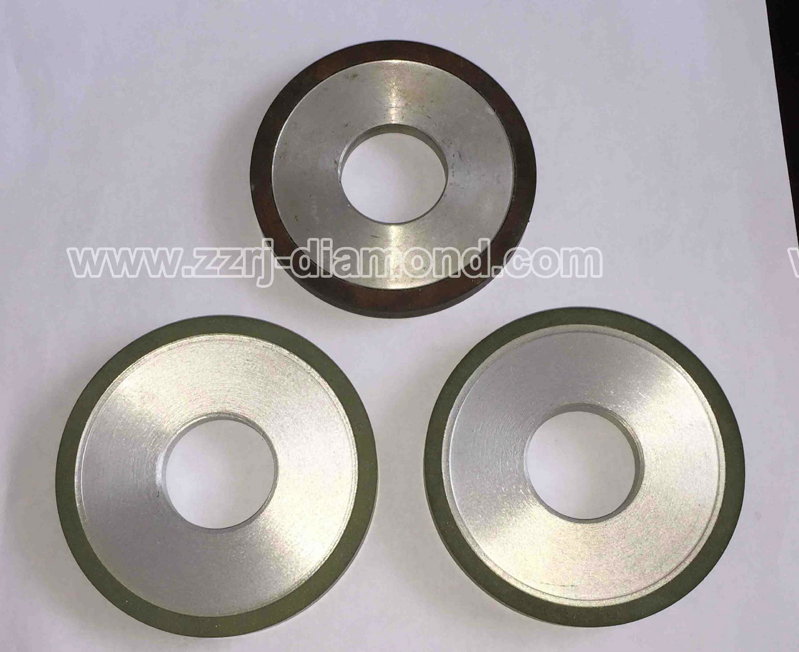 Diamond grinding wheels