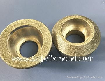 Electroplated diamond grinding wheels