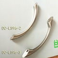 Contemporary bow shape zinc alloy cabinet pulls c.c:96mm 5