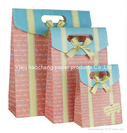 Die cut paper bag 2