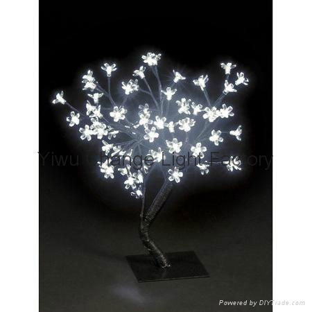 LED Christmas tree Snow White birch tree lights on a dying tree 3