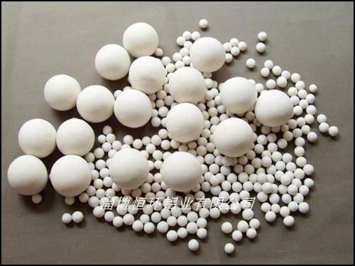 Activated alumina for desiccant