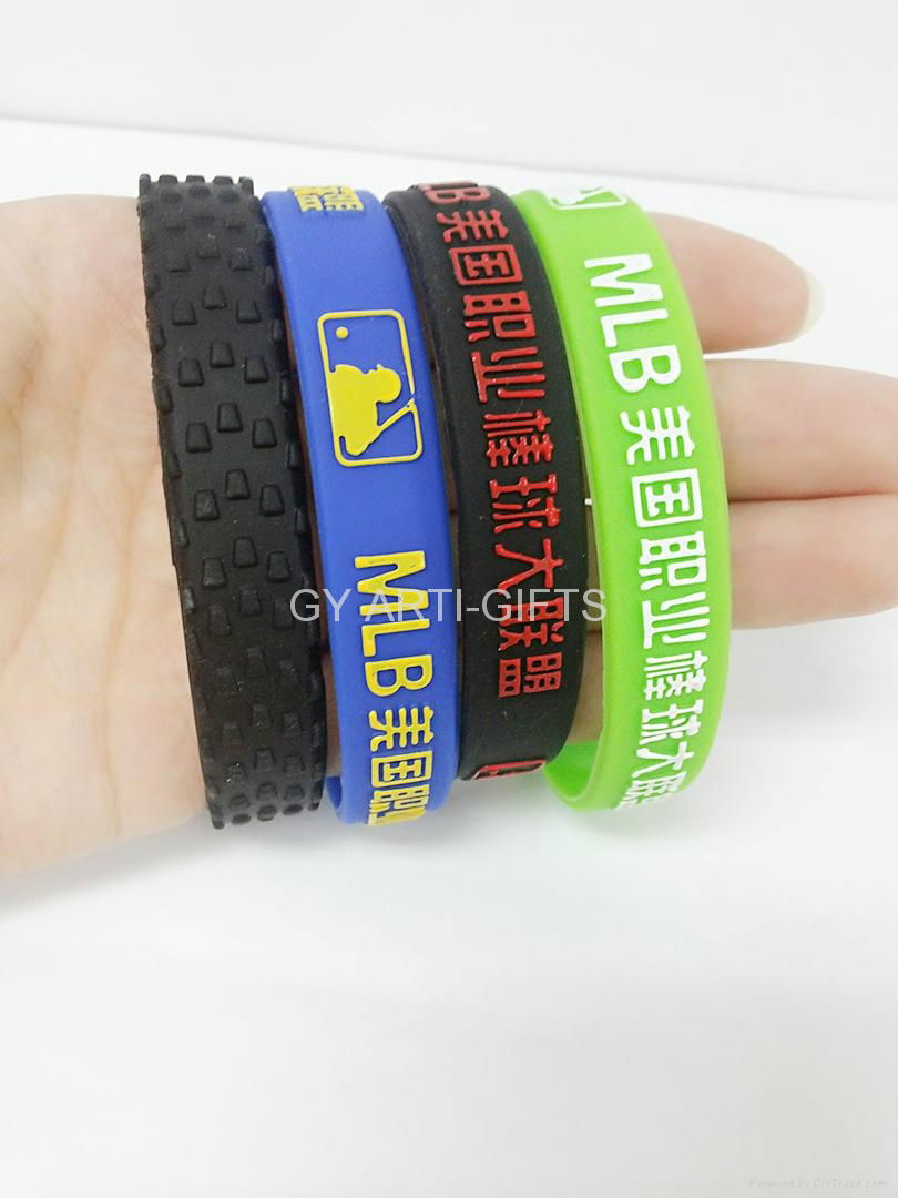 Wholesale Silicone wristbands Twist Silicone Bracelet 4