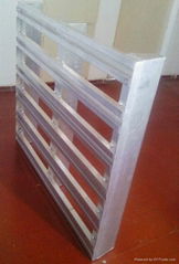 Aluminum pallet